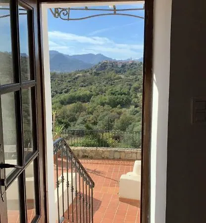 Casa Pietra *