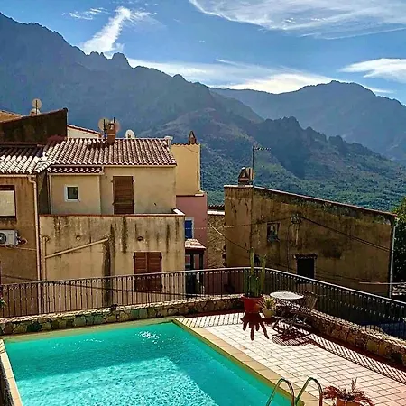 Casa Pietra فيلة *